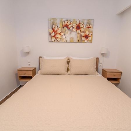 Apartamento Sindy'S House Ampavris Exterior foto